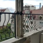 Метален парапет