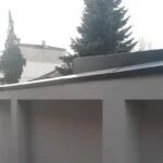 Ограда от метал и дърво