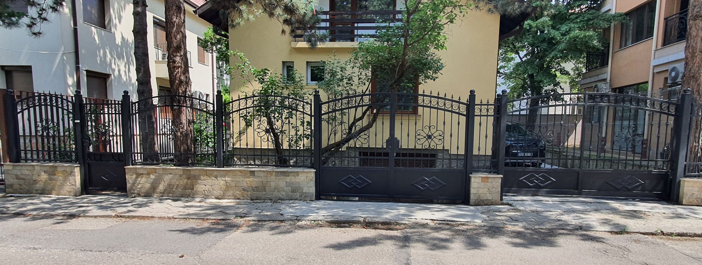 Врата от ковано желязо