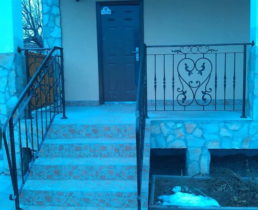 парапет от ковано желязо